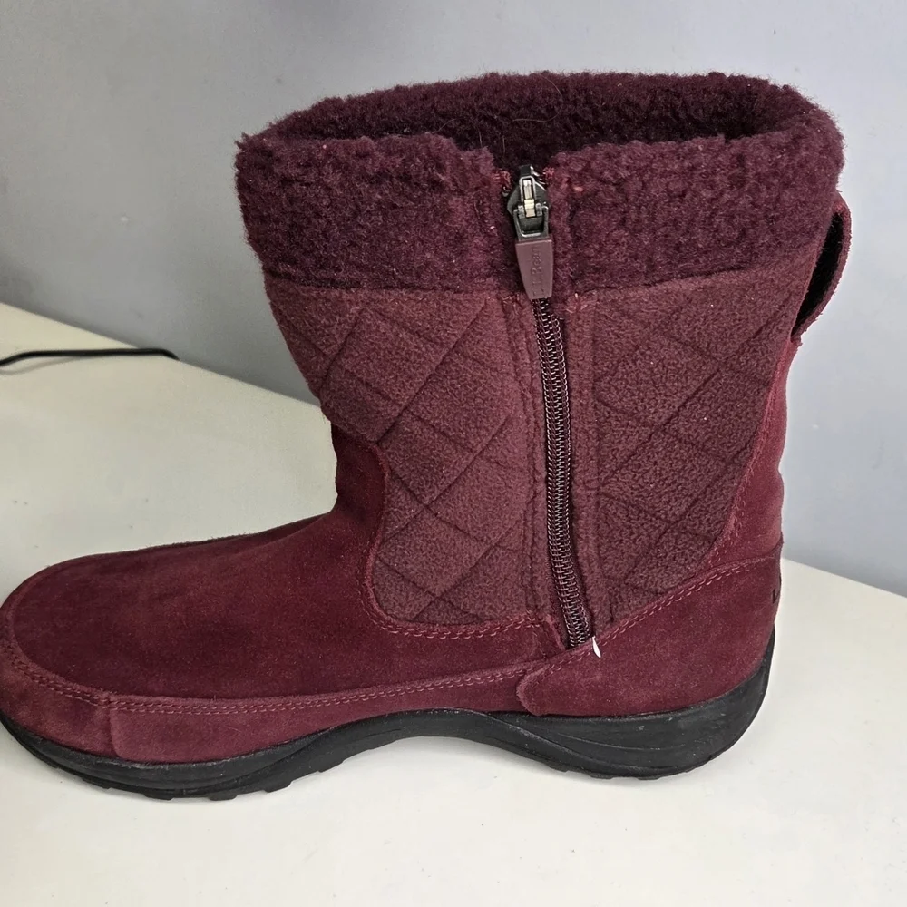 LL Bean Womens Burgundy Suede Side Zip Pull On Winter Boots Size 8.5 Wide